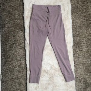 Vuori Jogger leggings Size medium Mauve pink